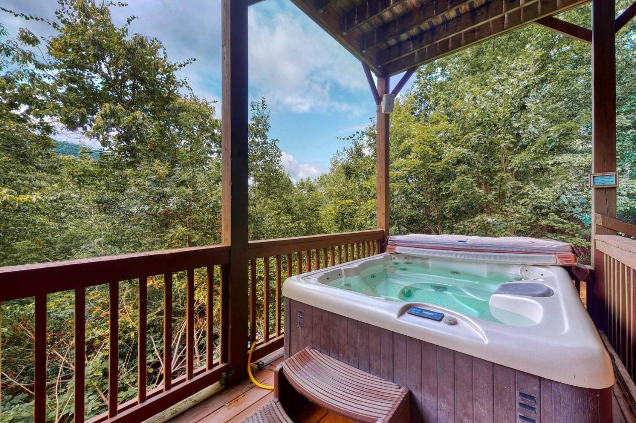 Villa Red Roof Retreat Cleveland Exterior foto