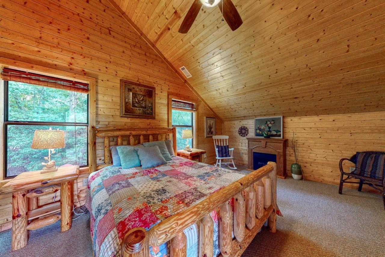 Villa Red Roof Retreat Cleveland Exterior foto